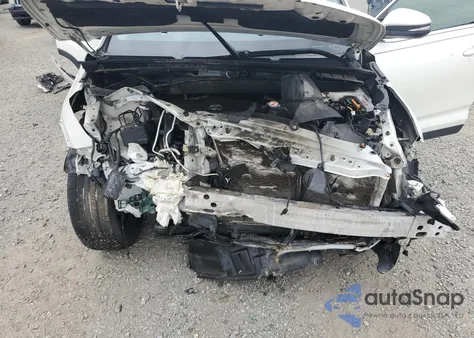 2019 Toyota Highlander Le from USA, damaged, VIN 5TDZZRFH2KS327305